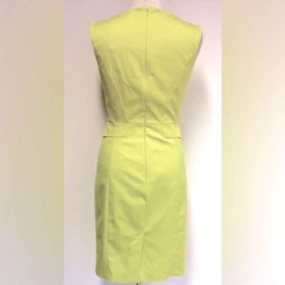Karen Millen Sleeveless Chartreuse V-neck Sheath Dress Peplum Waist Detailing - Picture 8 of 9